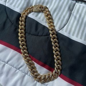 GLD ICED CUBAN 20inch (THE GLD SHOP)